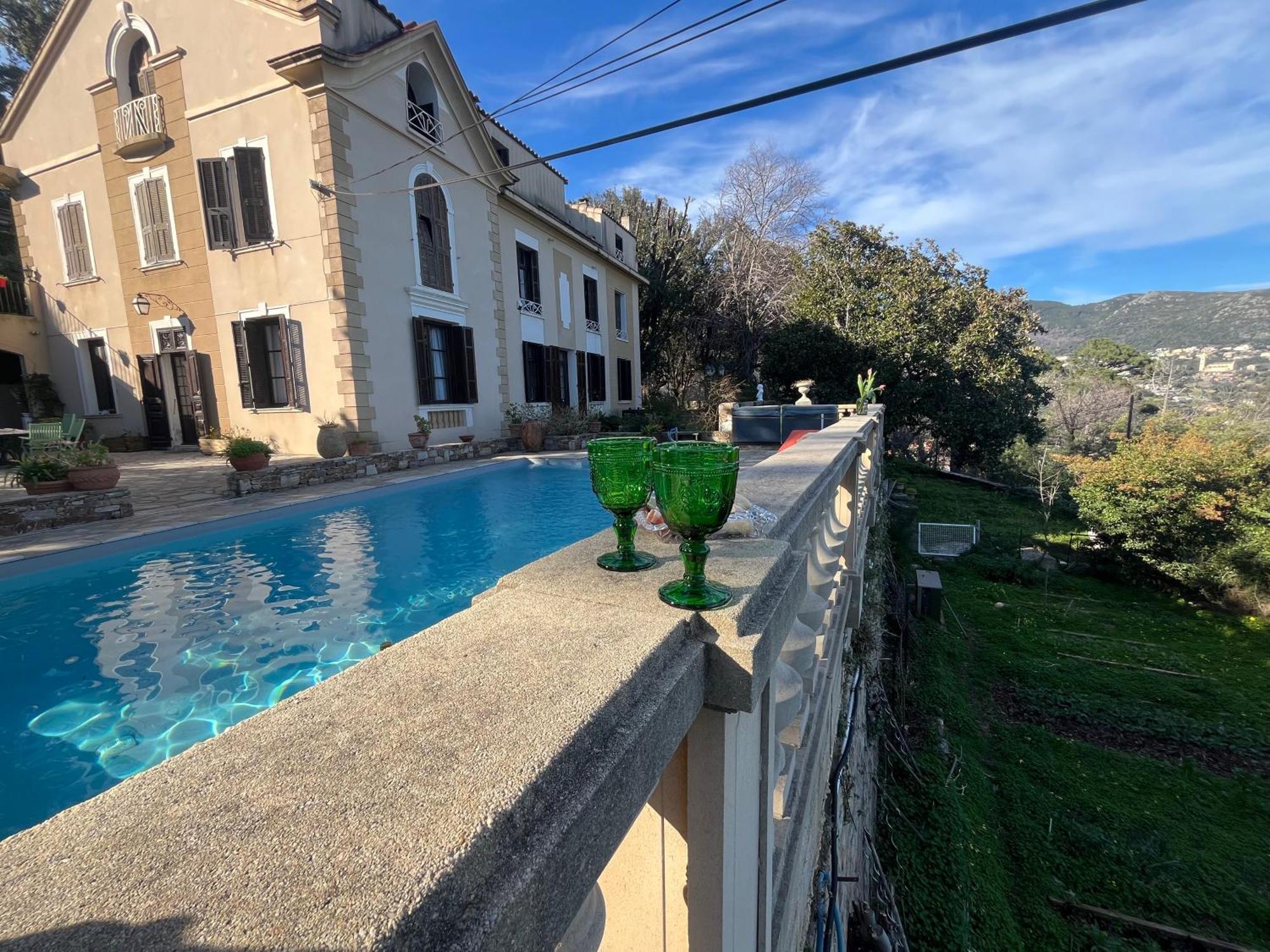 Rdc Maison De Maitre Pour 6 Personnes Avec Piscine Et Jacuzzi Appartamento