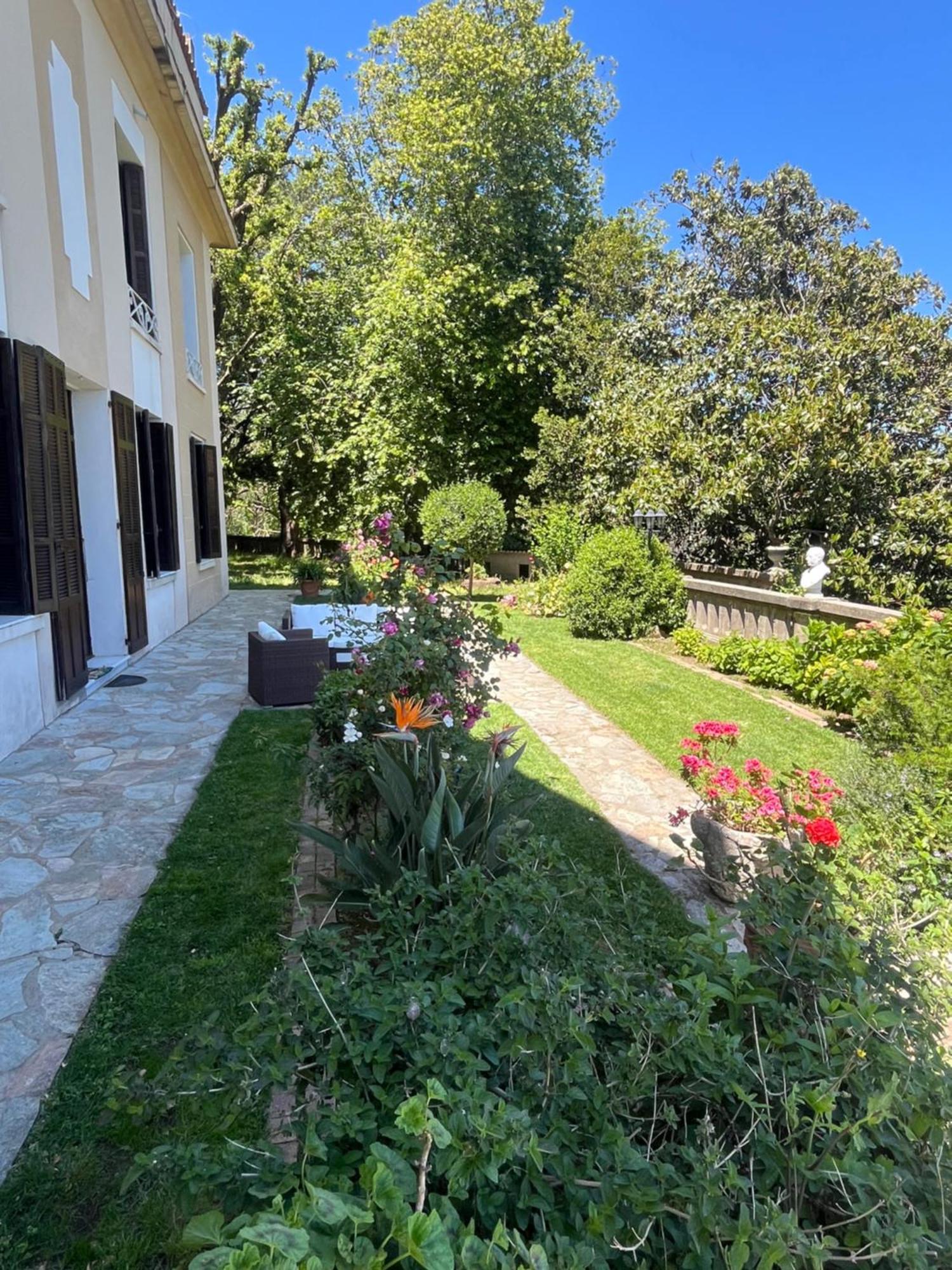 Appartement Rdc Maison De Maitre Pour 6 Personnes Avec Piscine Et Jacuzzi Bastia (Corsica)